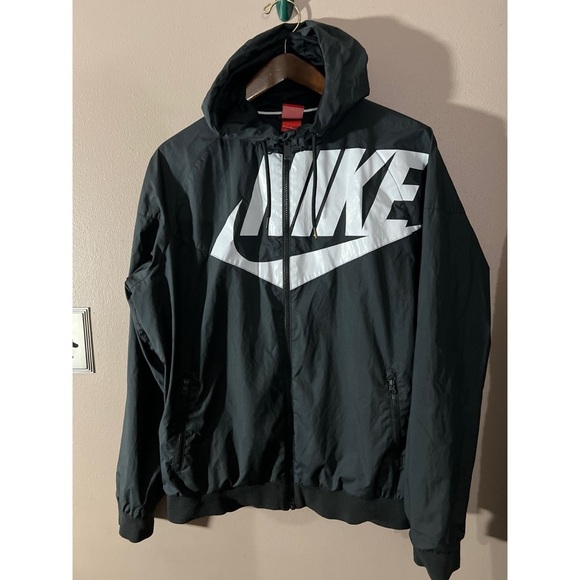 Nike Black and White Windbreaker with Hood - Picture 1 of 3